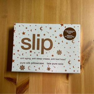NWT Slip Silk Holiday Edition White Gift Set